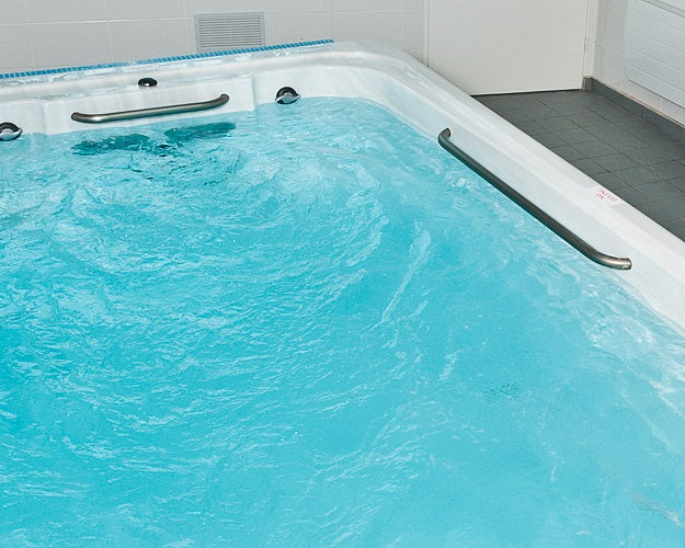 SwimLife: Stainless Steel Exercise Bar - Hot Tub Store